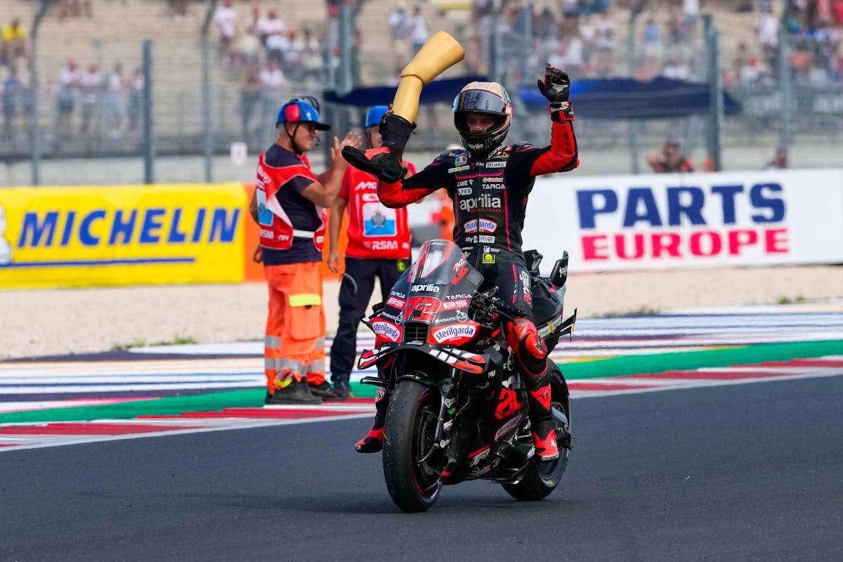Marco Bezzecchi s'est imposé en sprint pour la deuxième fois de sa carrière. Marco Bezzecchi s'est imposé en sprint pour la deuxième fois de sa carrière.