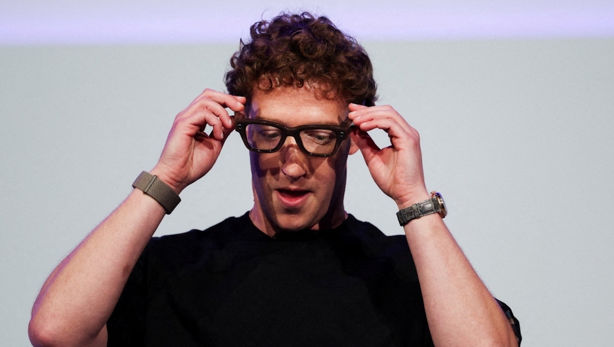 “Je ne sais pas quoi vous dire” : naufrage en direct pour Mark Zuckerberg lors de la démo des lunettes connectées Ray-Ban Meta et de son IA