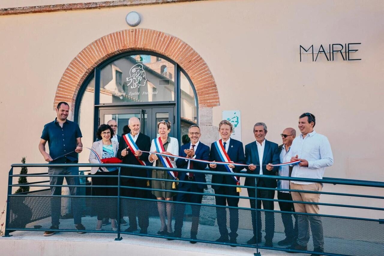 ce village au sud de Toulouse inaugure sa nouvelle école et sa mairie ravagée par un incendie