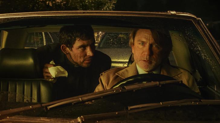  Josh O'Connor et Daniel Craig dans « Wake Up Dead Man - à couteaux tirés » sur Netflix