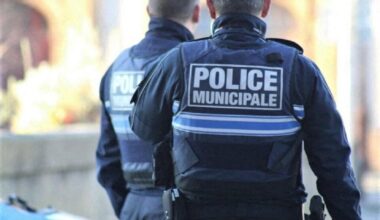 un individu interpellé avec une machette au centre commercial Colombia