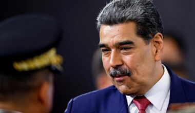 Nicolás Maduro rejette les accusations de trafic de drogue et invite Trump au dialogue