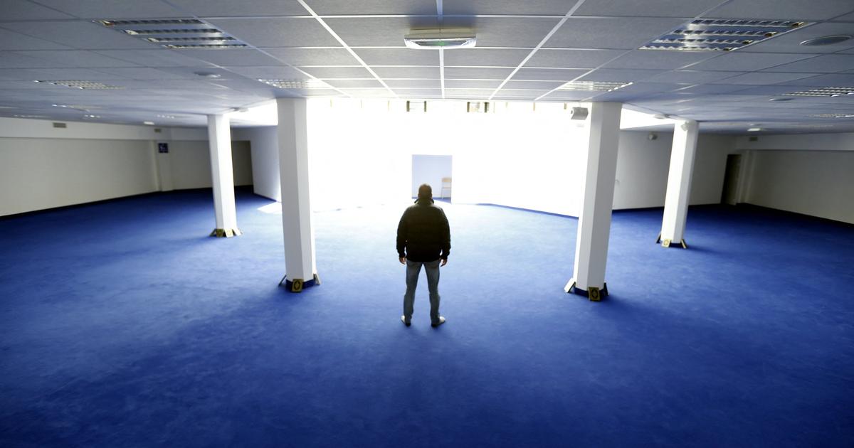 À Nice, polémique et interrogations après la découverte de plus de 120.000 euros en liquide dans une mosquée