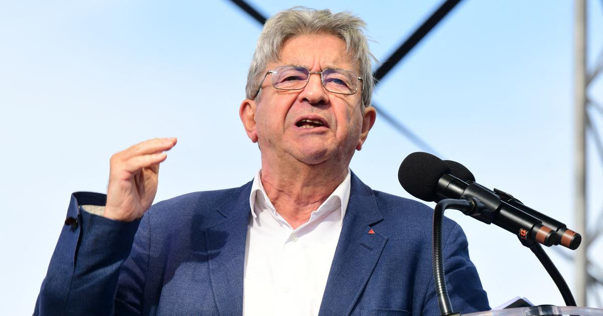 Jean-Luc Mélenchon ne compte pas aider le PS à décrocher Matignon et préfère viser Emmanuel Macron