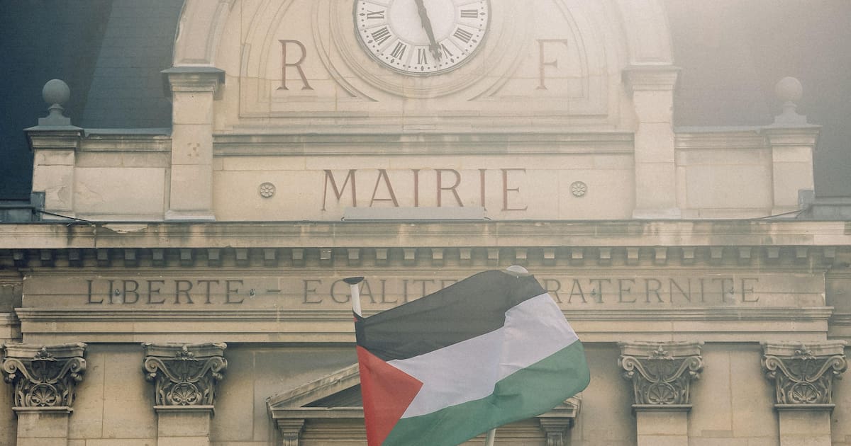 EN DIRECT - Reconnaissance de la Palestine : le tribunal administratif de Cergy-Pontoise ordonne «le retrait du drapeau palestinien du fronton de l’hôtel de ville de Malakoff» – Libération