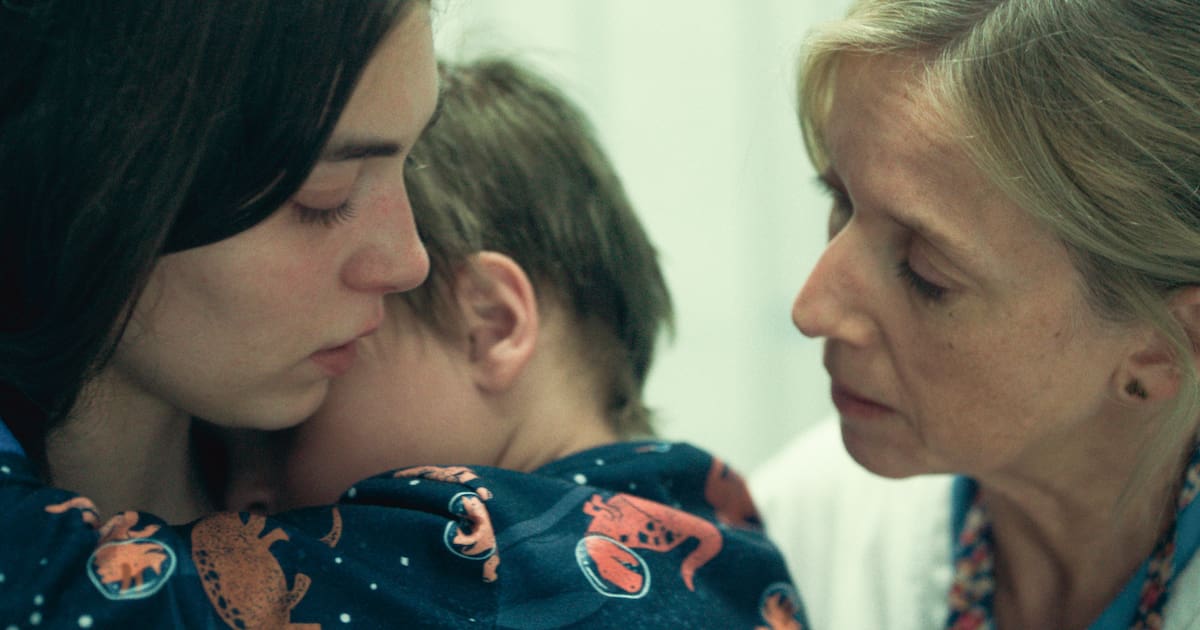 «L’Intérêt d’Adam» avec Léa Drucker et Anamaria Vartolomei : le bien et le malade - Libération