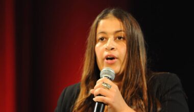 Pour la mairie de Lille, les insoumis parient sur la députée suppléante Lahouaria Addouche – Libération