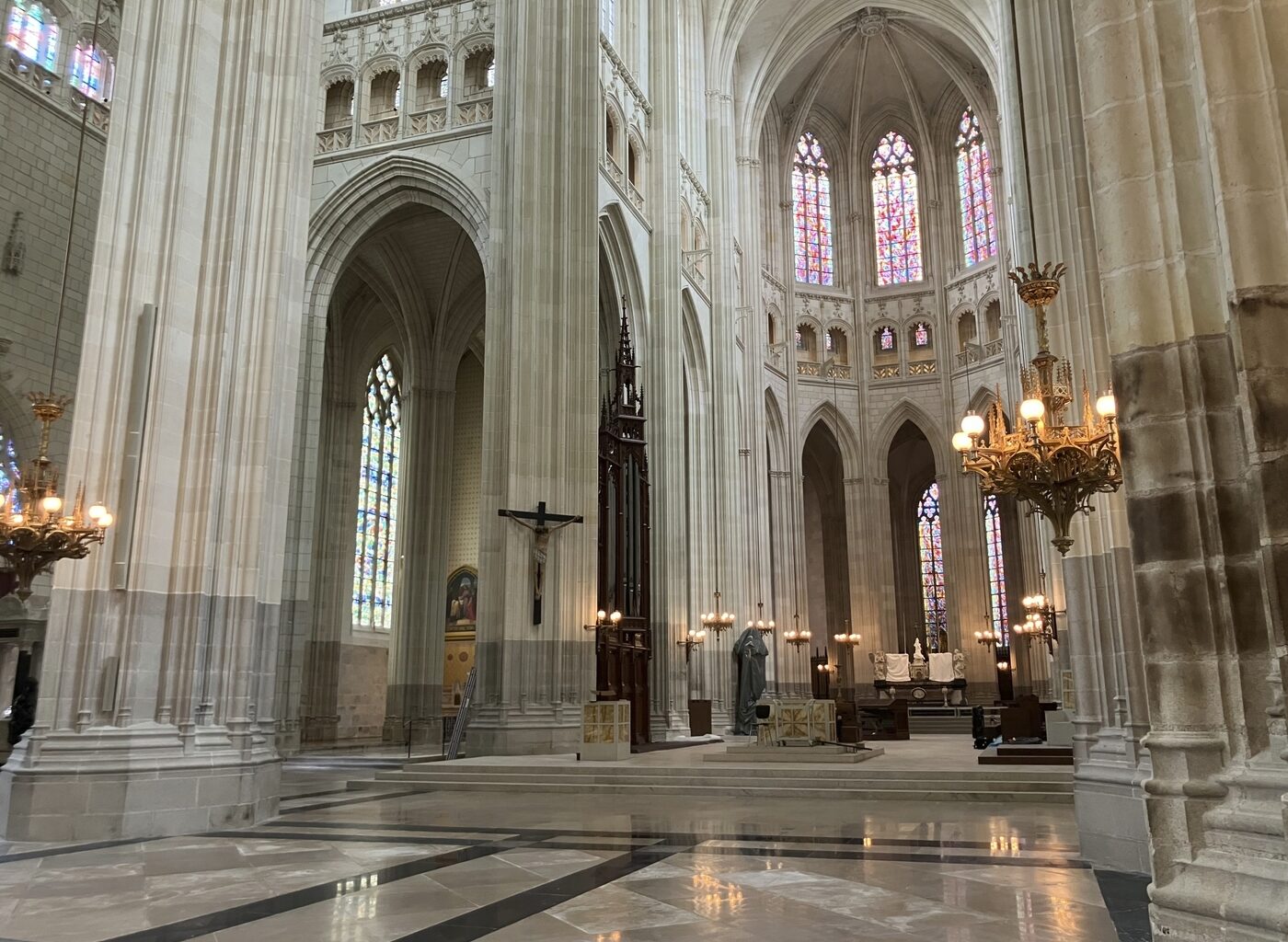 Cinq ans après l'incendie, la cathédrale de Nantes renaît