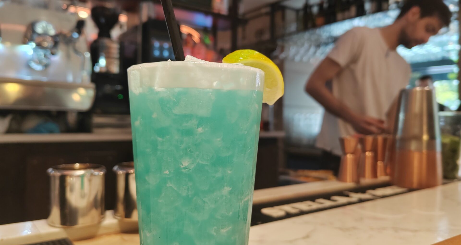 Ces cocktails emblématiques des bars — Le Back to the 90’s, au O’Sullivans Bastille