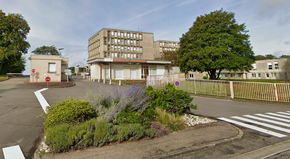 La victime était préparatrice en pharmacie à l'hôpital de Briey en 2010, quand elle a entamé une relation sadomasochiste avec un chef de service.