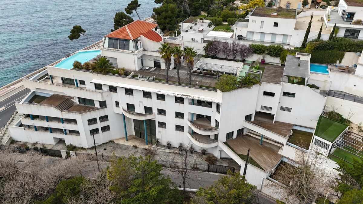 À Marseille, le Carlton Palace vendu aux enchères… après avoir été saisi par la justice pour escroquerie