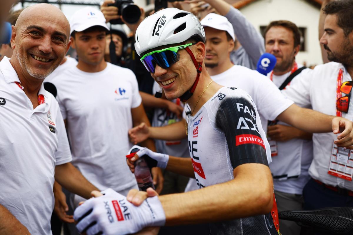 Juan Ayuso a « joué » avec Javier Romo pour remporter la 12e étape de la Vuelta : « Dans les derniers kilomètres, on a eu une discussion » - L'Équipe