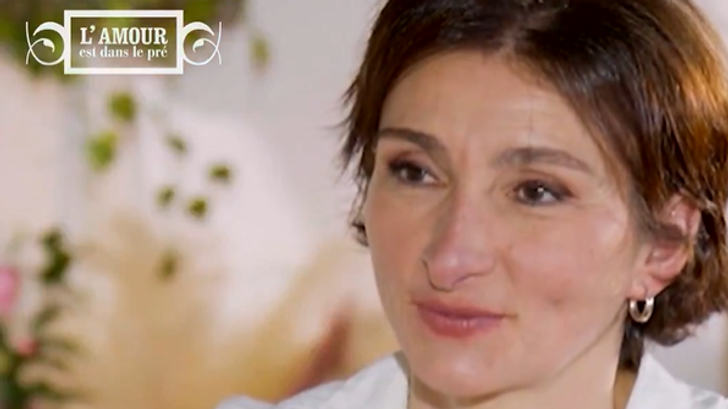 Dans « L’Amour est dans le pré » sur M6, une photo nue reçue par Géraldine choque les téléspectateurs. 