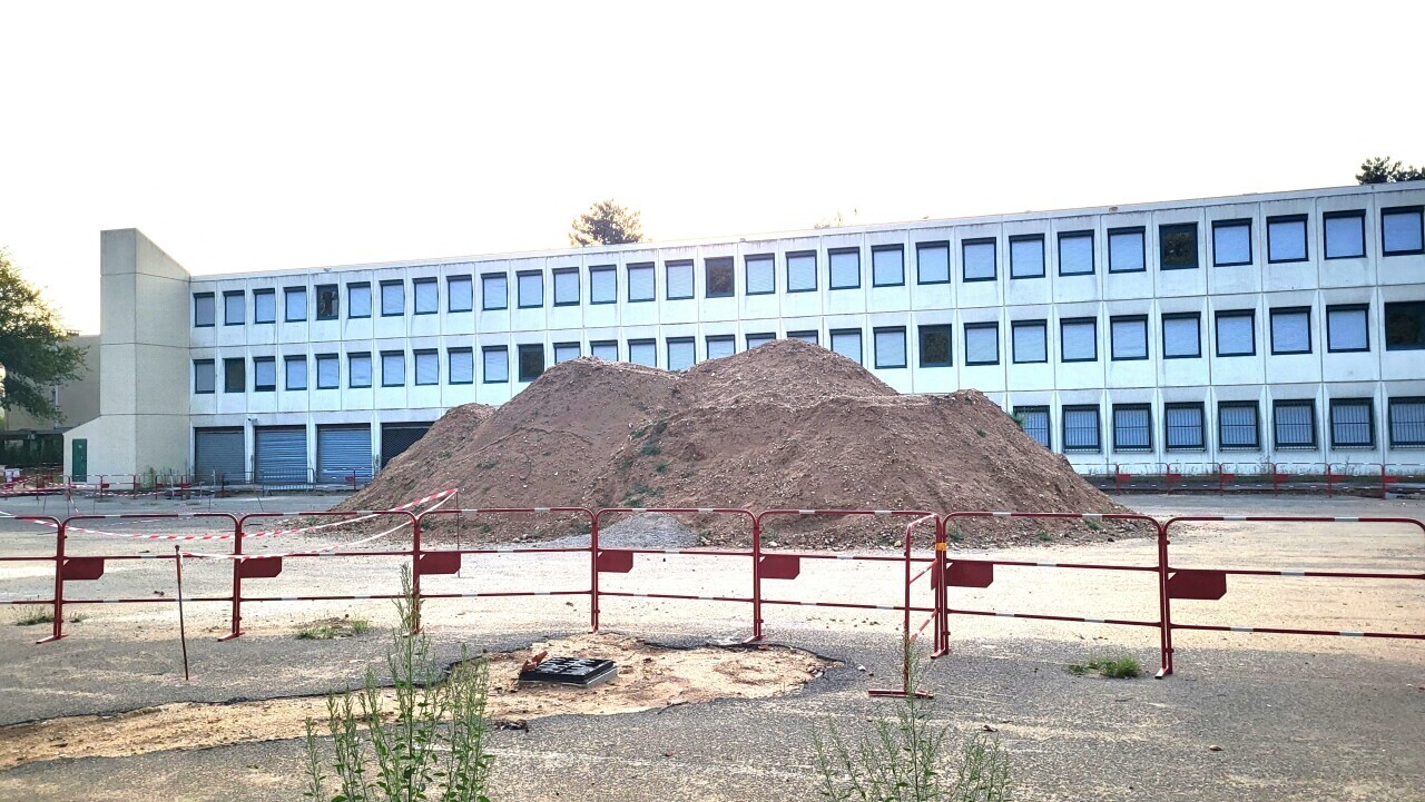 Maire pétitionnaire, trafic SNCF perturbé sur la ligne Paris-Lyon... L'info à midi en Île-de-France