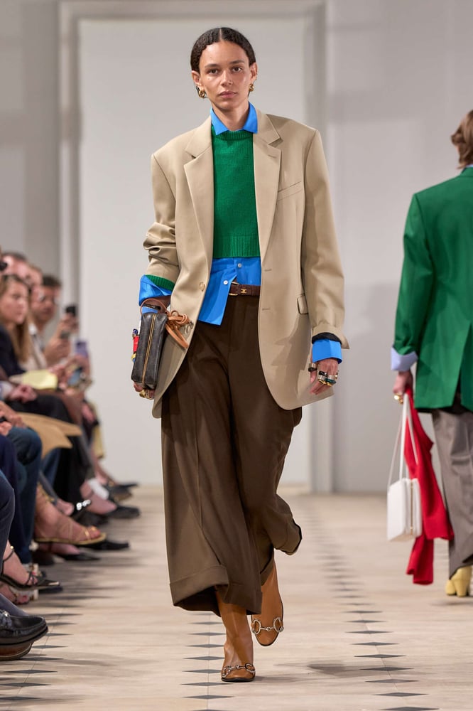 Celine, un look de la pré-collection de juillet signéMichael Rider