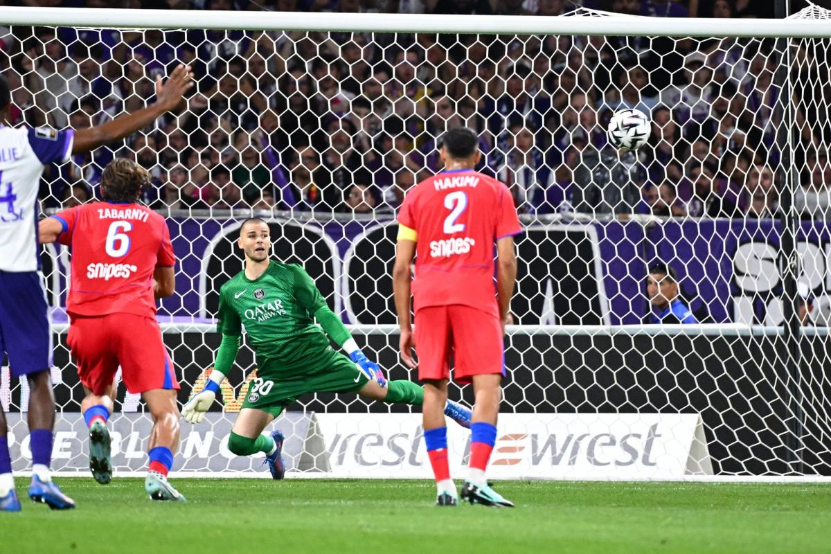 Le penalty de Toulouse face au PSG n'aurait pas dû être retiré, selon la Direction de l'arbitrage