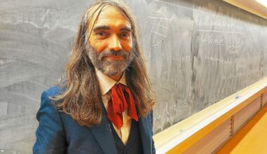 « C’est la classe quand même » : Cédric Villani a assuré son premier cours à l’Université de Rennes