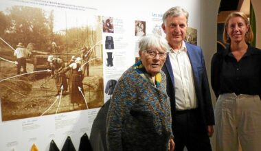 À Clohars-Carnoët, les photos du grand-père d’Yvonne Seligmann se fondent avec les œuvres du centre d’interprétation « Gauguin, l’atelier du Pouldu »
