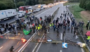 DIRECT - 10 septembre : la rocade bloquée par plusieurs centaines de manifestants à Rennes, suivez les actions en Ille-et-Vilaine