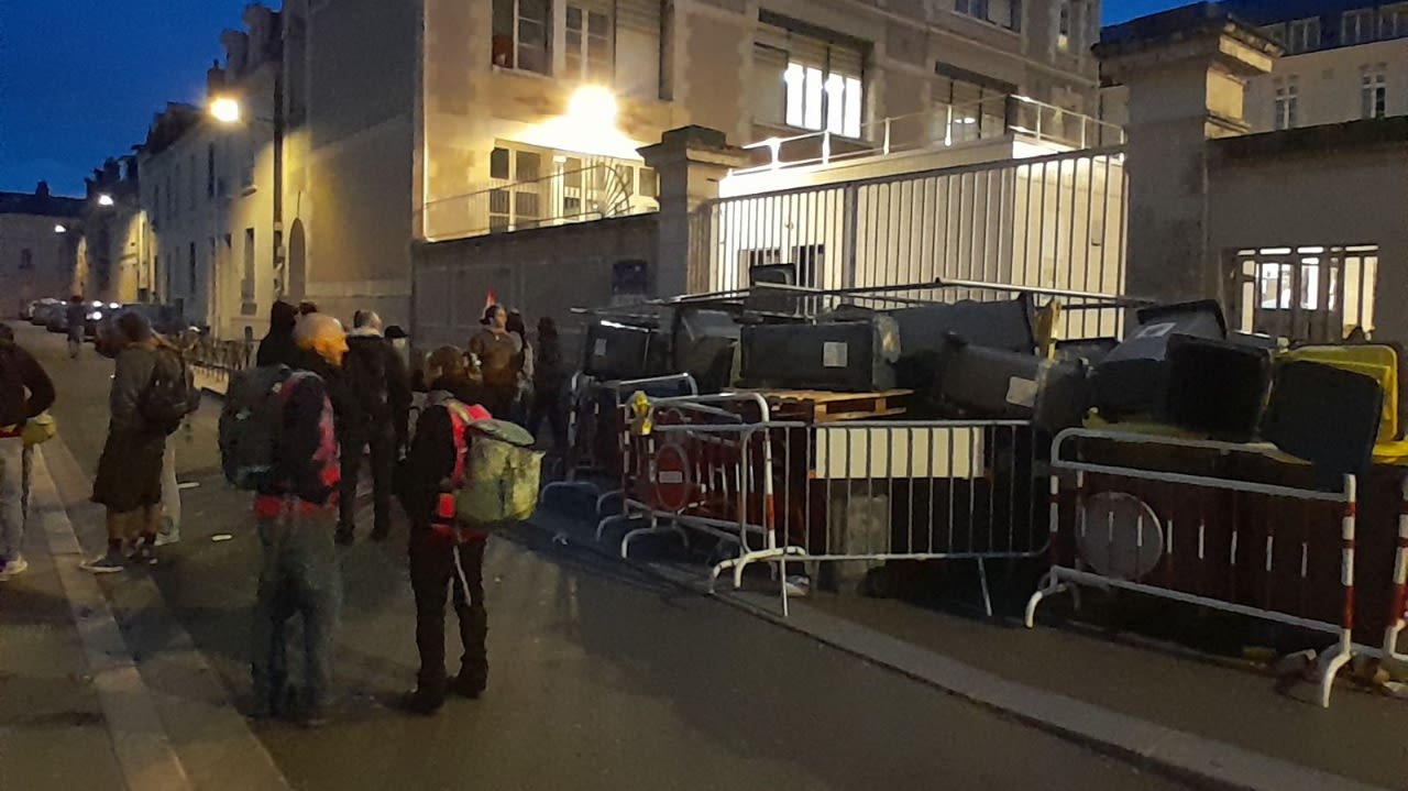 À Tours, le blocage du lycée Balzac s’organise.