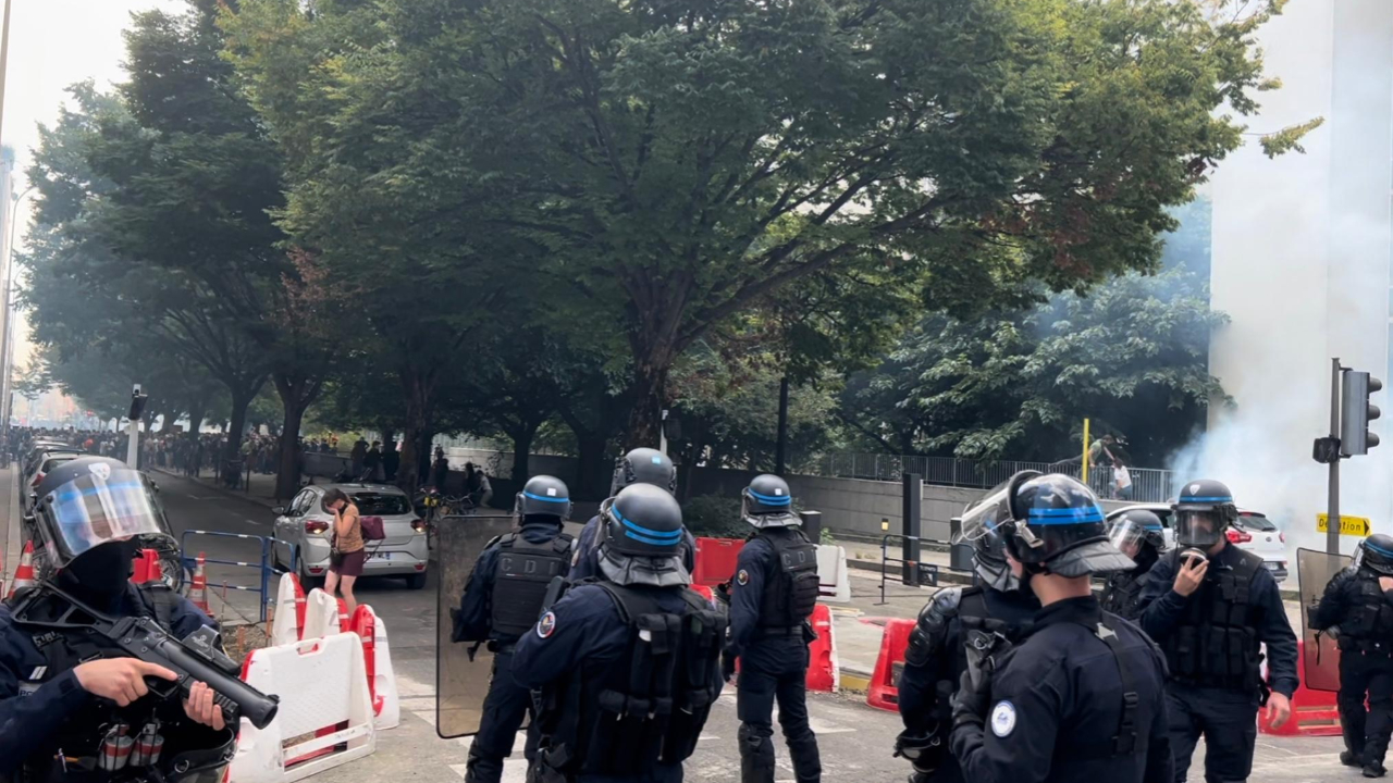 les manifestants empêchés de rejoindre la place Bellecour