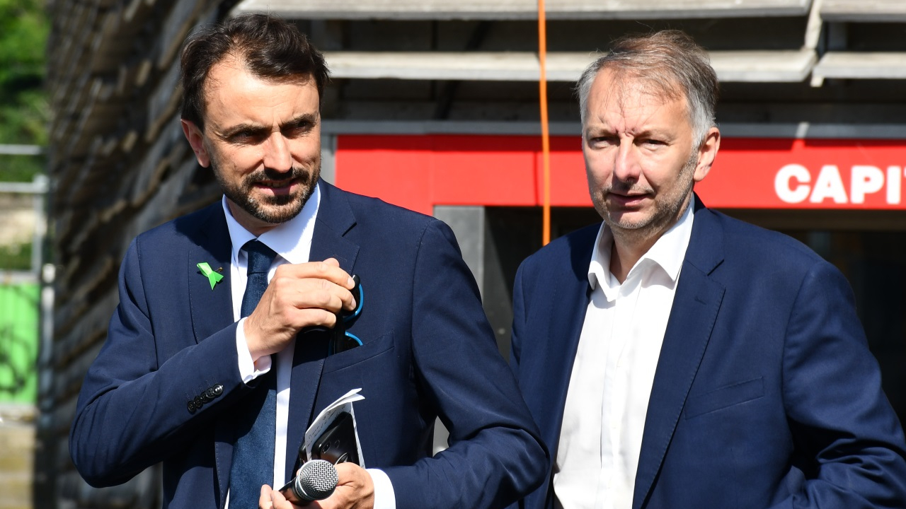 Grégory Doucet et Bruno Bernard, des "pompiers pyromanes" selon la droite