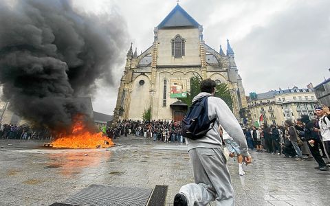 Un feu de poubelle a été allumé à Sainte-Anne, ce mercredi 10 septembre. Comme un air de déjà-vu…