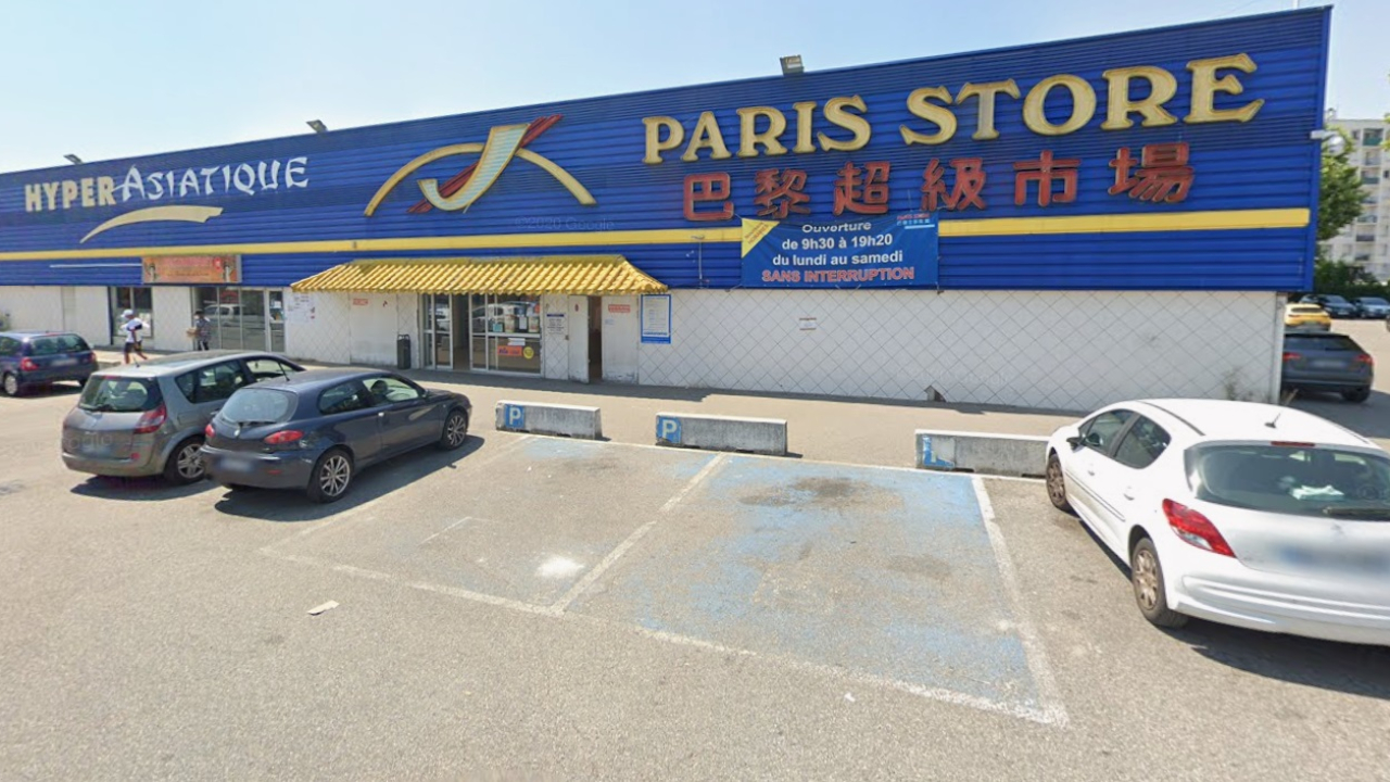 un supermarché asiatique fermé en urgence, le risque d'intoxication était trop élevé
