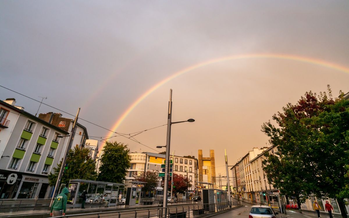 Cliché de Zef : après la pluie vient l’arc-en-ciel à Recouvrance