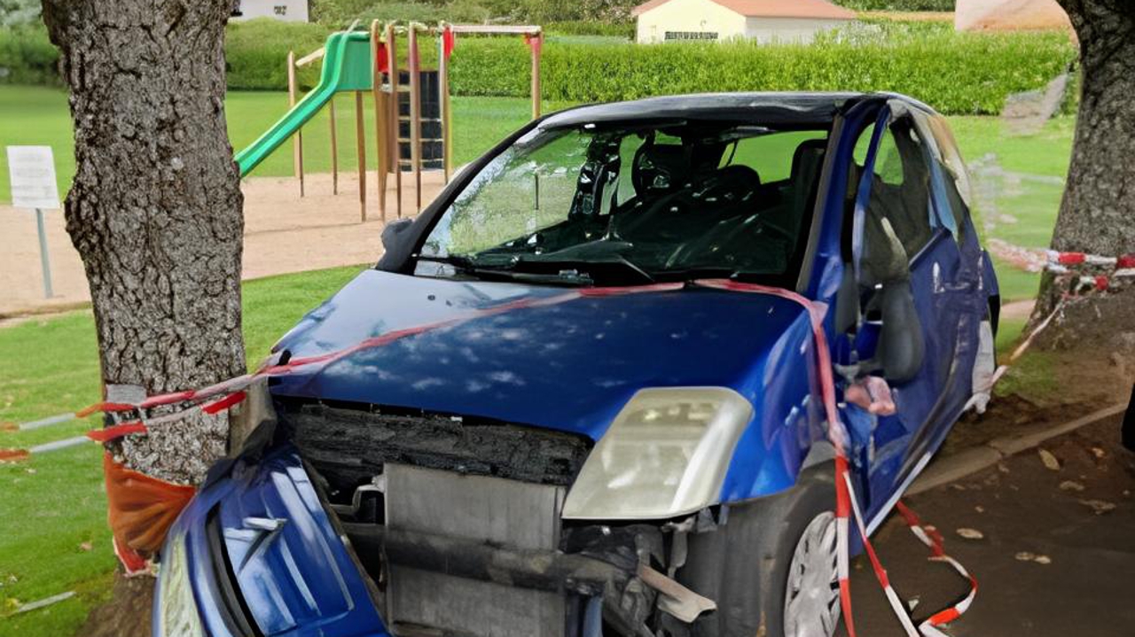 dans les Deux-Sèvres, elle perd le contrôle de sa voiture et fonce dans une école primaire