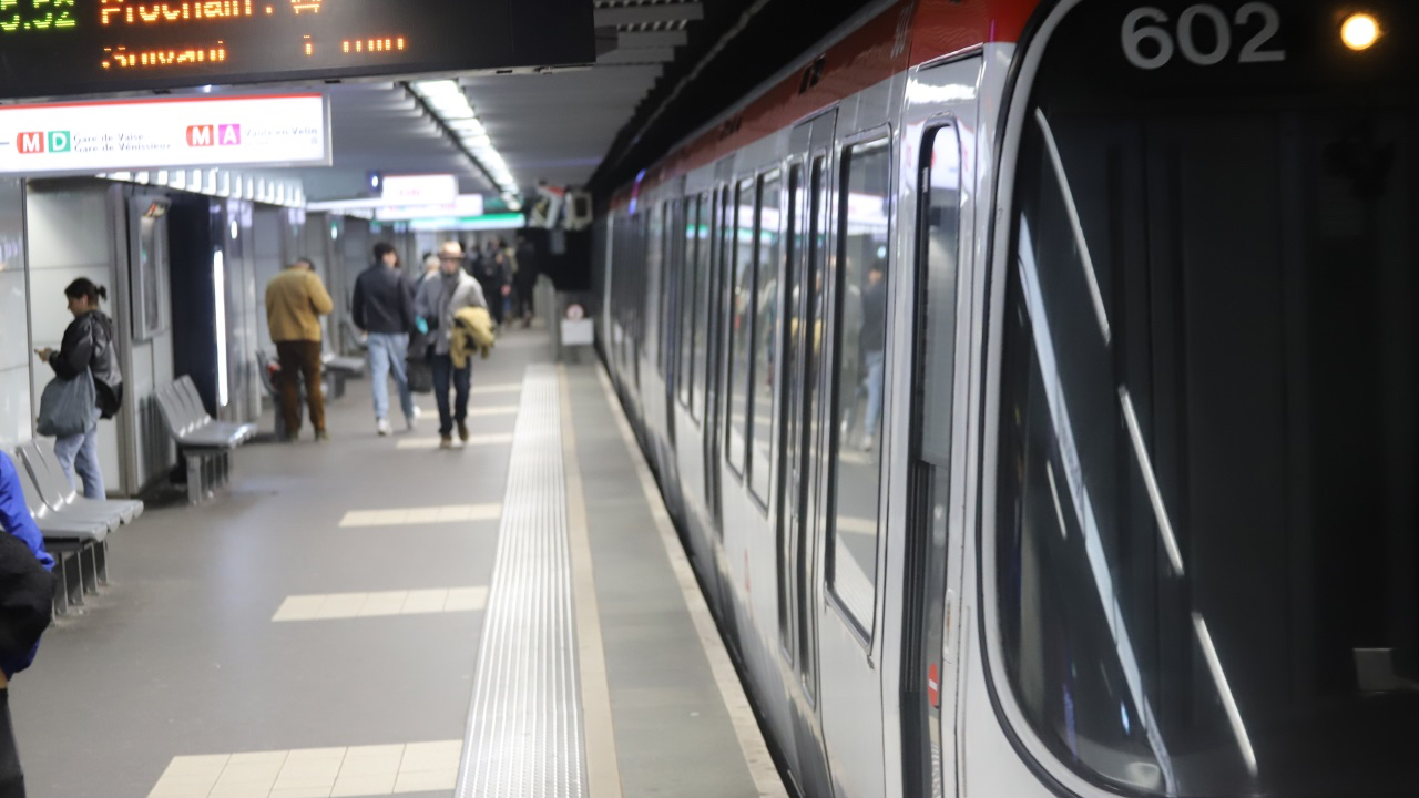 un incident technique dans le métro, la ligne A coupée partiellement