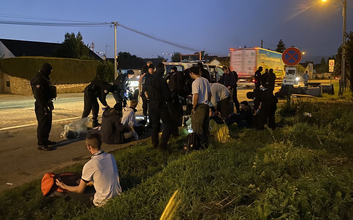 DIRECT - Grève du 18 septembre : 80 000 policiers et gendarmes mobilisés en France, de premiers blocages à Rennes
