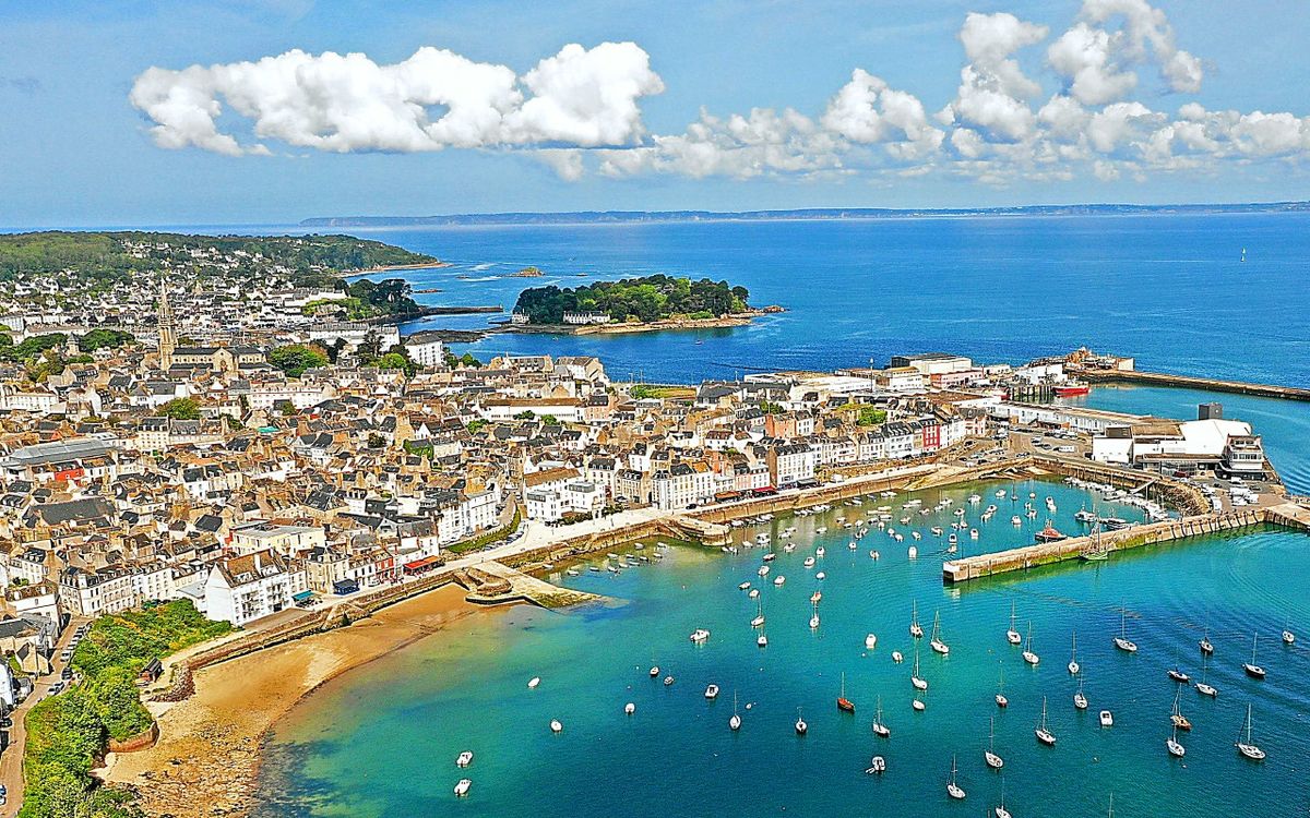 À Douarnenez, une centaine d’étudiants en architecture bientôt au travail dans la ville, un appel lancé aux hébergeurs
