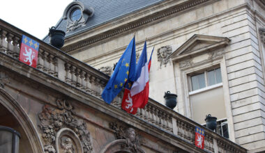 La Ville de Lyon signe un accord collectif avec la CGT et la CFDT pour renforcer le dialogue social