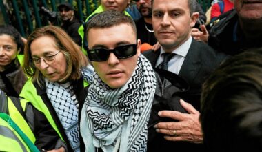 « Vous êtes libre de partir » : poursuites abandonnées contre Mo Chara, le rappeur du trio Kneecap