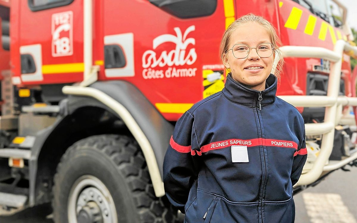 « Ne pas être seule, c’est une grande force » : réfugiée de guerre, Kira, élève brillante et jeune sapeur-pompier lamballaise