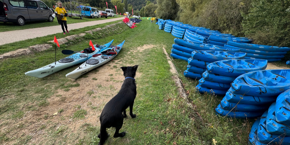 C'était quoi ce rassemblement de canoës-kayaks au nord de Lyon ?