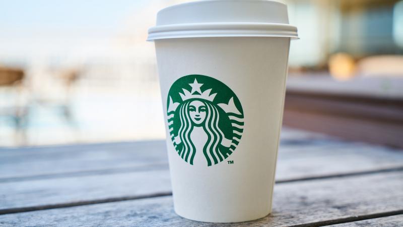 Starbucks ouvre un nouveau café près de Lyon, avec un concept inédit