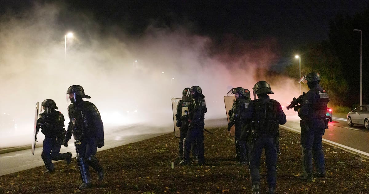 les manifestants face un dispositif sécuritaire massif partout en France – Libération