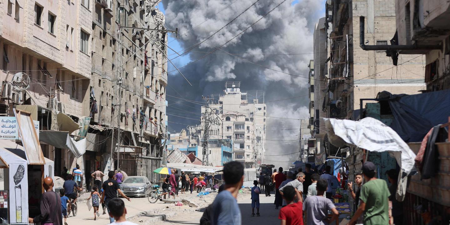 Israël intensifie ses attaques sur la ville de Gaza ; 50 morts vendredi dans l’ensemble de l’enclave