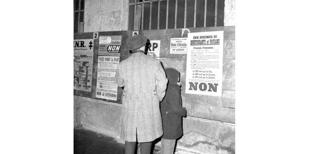 8 janvier 1961, les français sont appelés à voter lors du référendum sur l'autodétermination de l'Algérie. Approuvé à près de 75%, ce vote entrouvre la porte à l'indépendance de l'Algérie qui sera finalement proclamée en juillet 1962. Archives Le Progrès