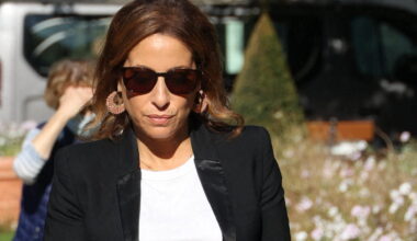 pour Léa Salamé, la liste des difficultés s'allonge après moins d'un mois au JT