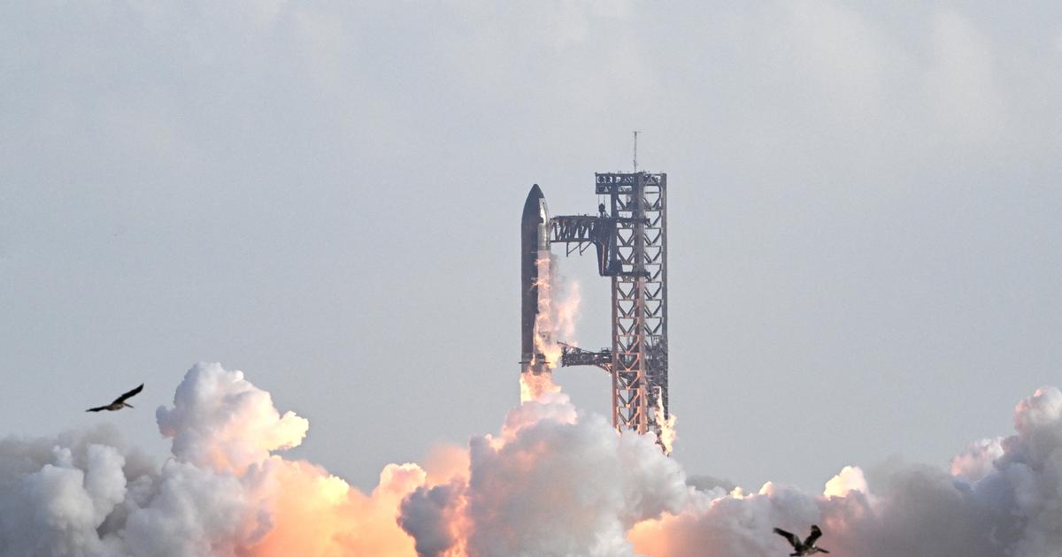 une fusée explose au décollage lors d’un test au Texas