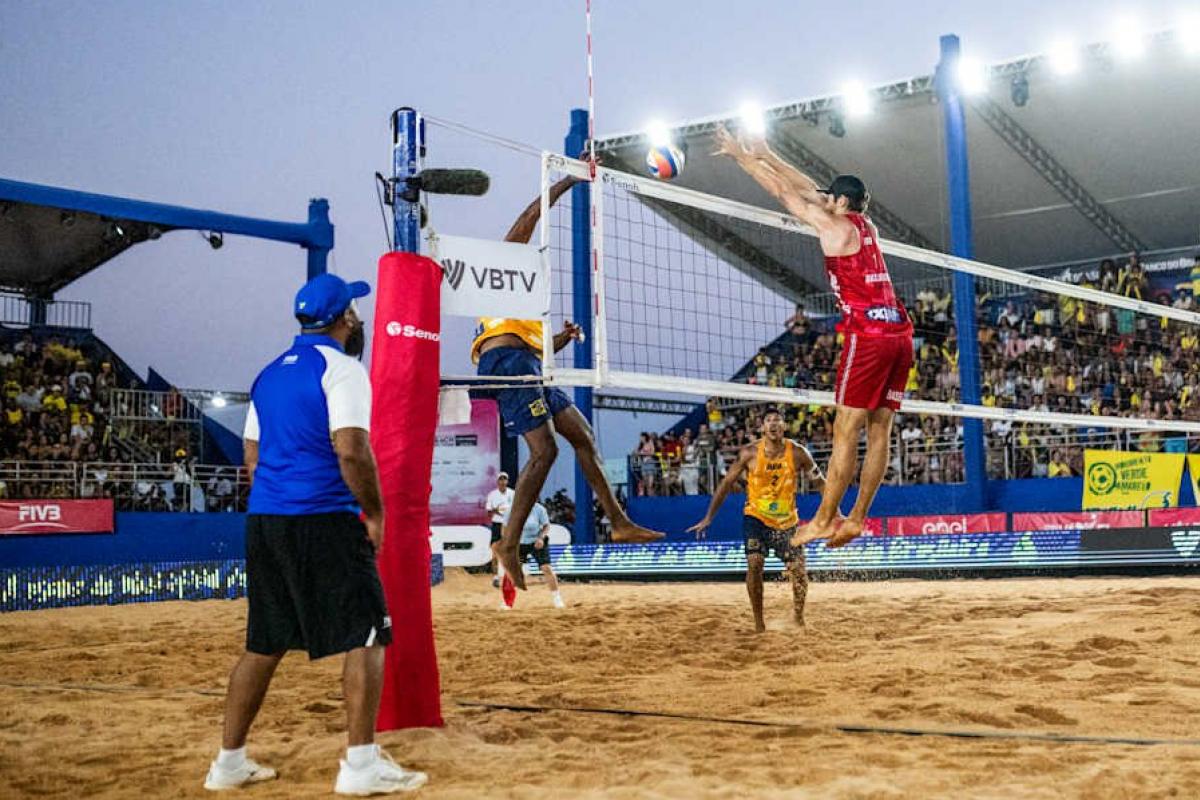 Finalistes malheureux en Élite 16, Rémi Bassereau et Calvin Aye sont passés tout près de l'exploit au Brésil