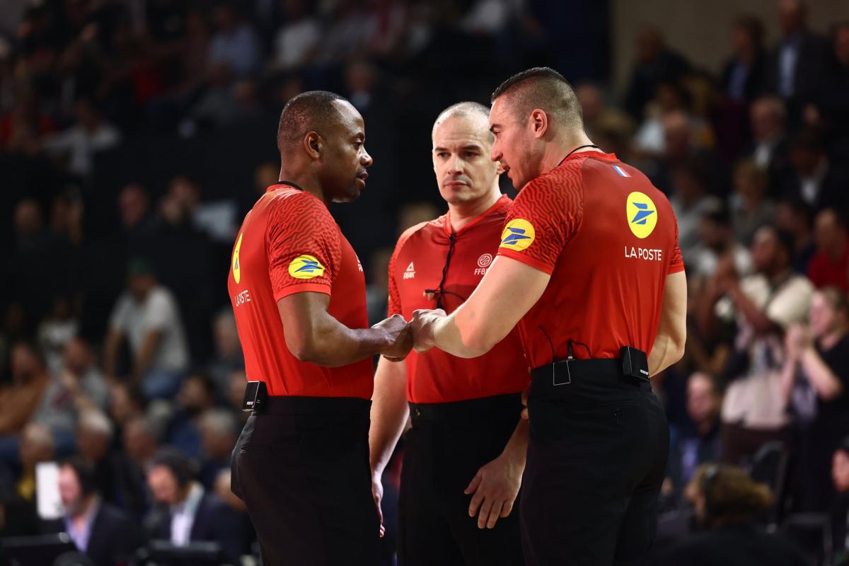 Un salaire fixe pour huit arbitres de Betclic Élite cette saison