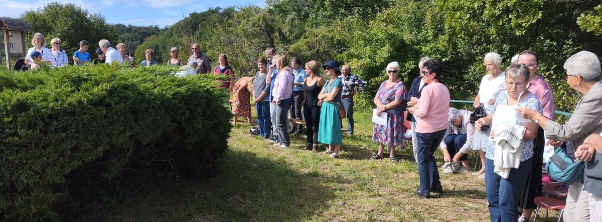 La tradition de l’office religieux en plein air à Notre-Dame-de-la-Paix