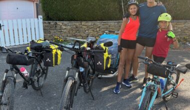 ces deux enfants parcourent 755 km avec leur papa pendant leurs vacances
