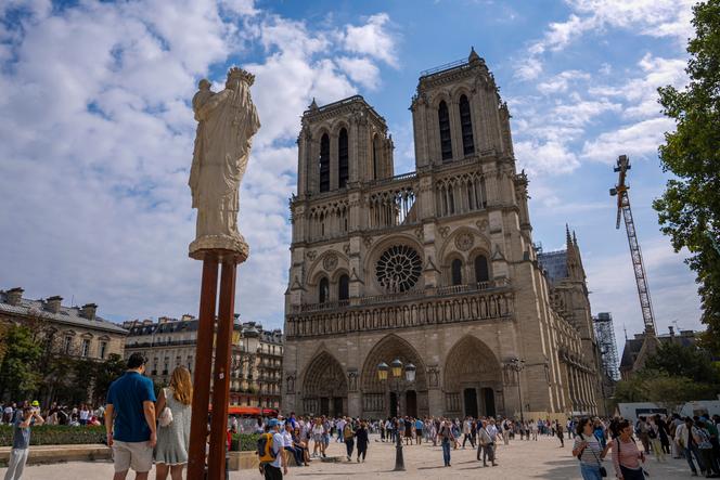 La cathédrale Notre-Dame de Paris, le 21 août 2025.