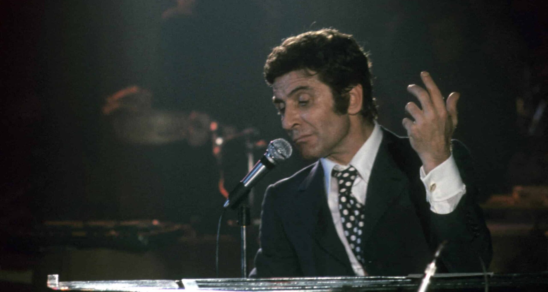 Gilbert Bécaud : furax, son héritière dénonce un « sabordage » de 20 ans