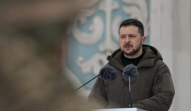 Ukraine : après l’assassinat par balle de l’ex-président du Parlement, Zelensky annonce l’arrestation d’un suspect